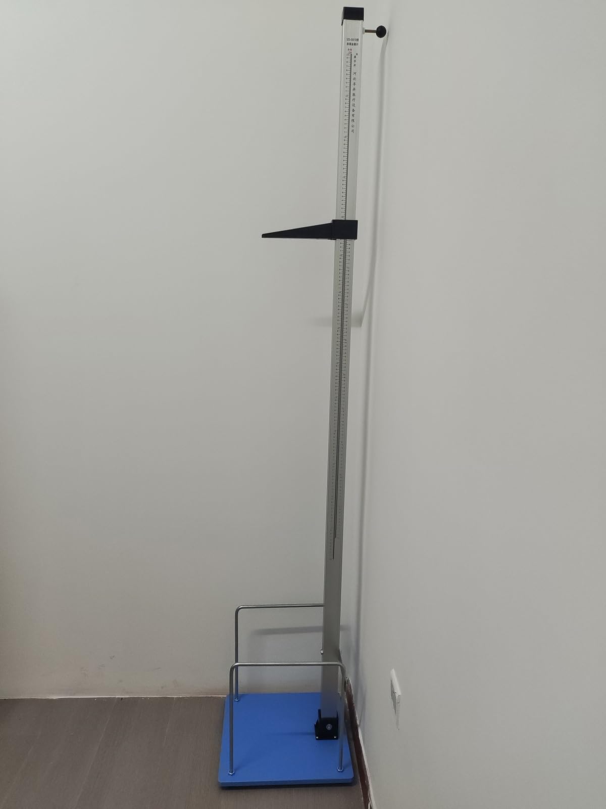 Aluminum Portable Stadiometer, Accurate Scale Height Measuring Tool 60–200 Cm Measuring Range, Easy Set Up Height Measurement for Home/Gym/Pediatric or Medical Offices