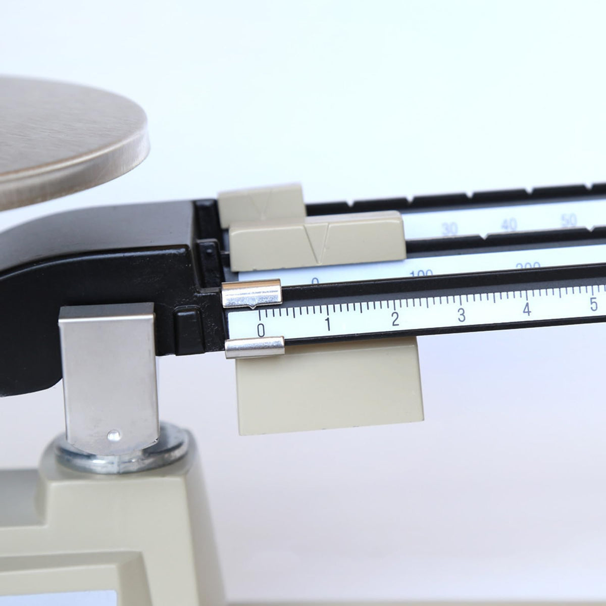 Triple Beam Mechanical Balance Scale - 2610g Capacity, 0.1g Precision, Stainless Steel Platform, No Battery Required for Classroom Use