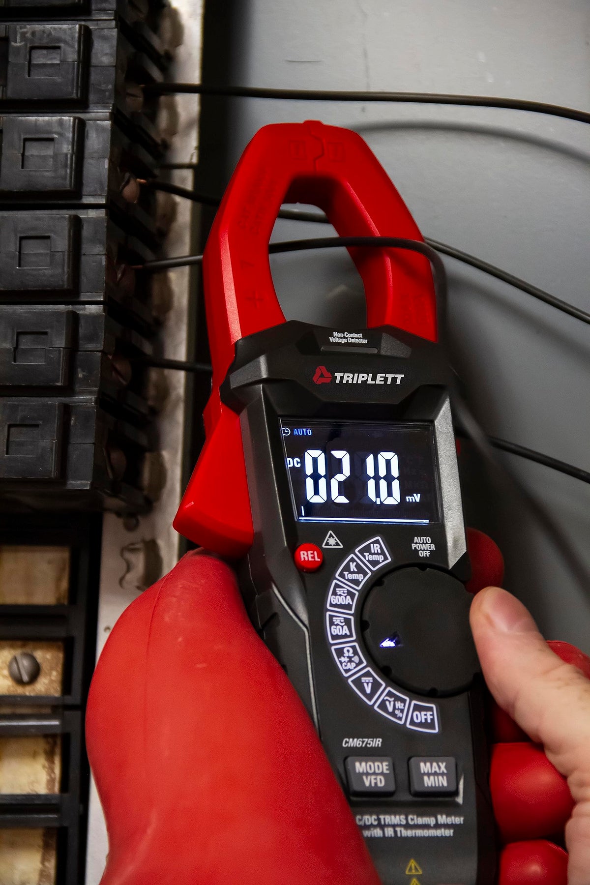 Triplett CM675IR 600A AC/DC Clamp Meter